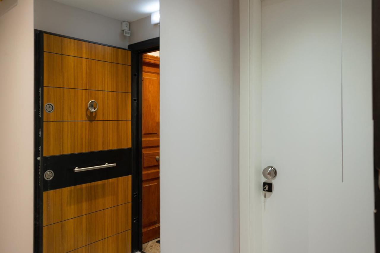 Aurora Apartment In Corfu Center Екстер'єр фото